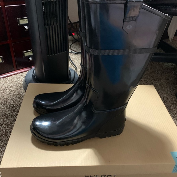 Sperry Rain Boots - Picture 3 of 3